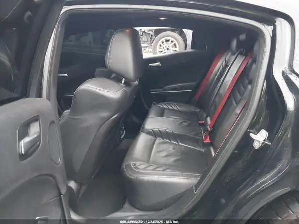 2C3CDXEJ0GH258458 2016 DODGE CHARGER - Image 8