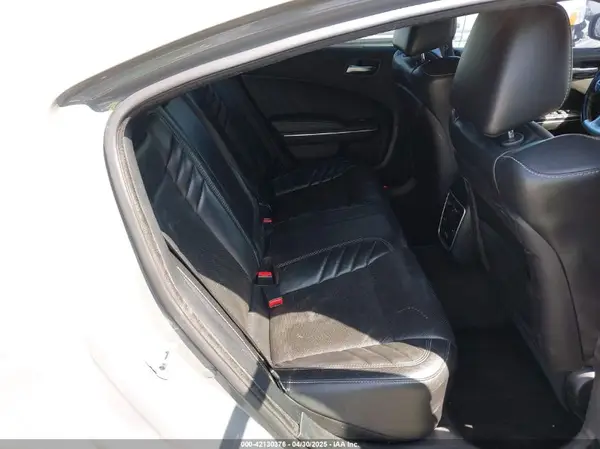 2C3CDXEJXHH581627 2017 DODGE CHARGER - Image 8