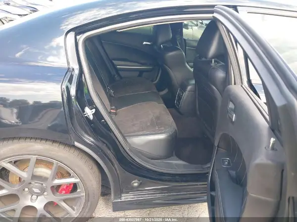 2C3CDXGJ0HH575817 2017 DODGE CHARGER - Image 8