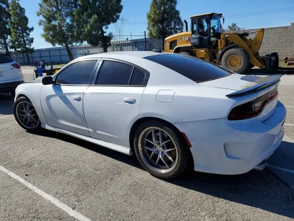 2C3CDXGJ0JH139894 2018 DODGE CHARGER - Image 2