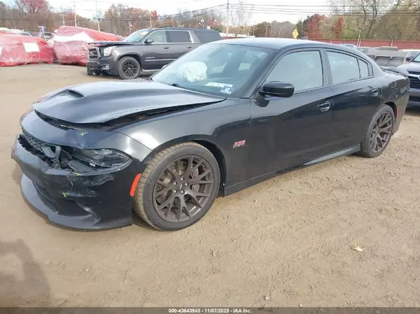 2C3CDXGJ0KH572178 2019 DODGE CHARGER - Image 2