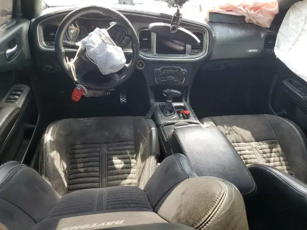 2C3CDXGJ0KH592348 2019 DODGE CHARGER - Image 8