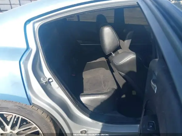 2C3CDXGJ0KH613053 2019 DODGE CHARGER - Image 8