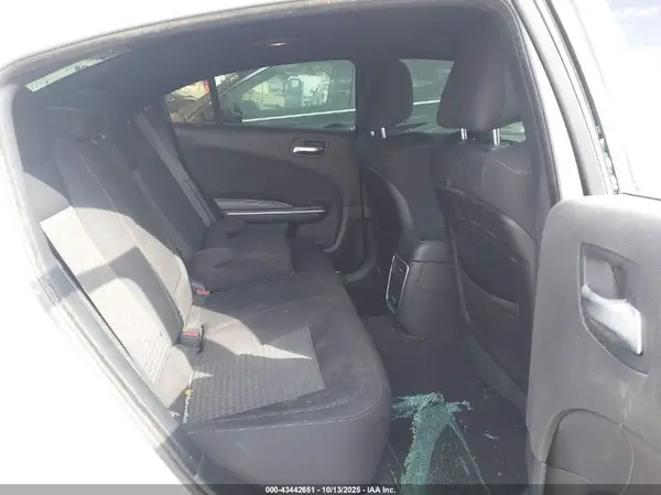 2C3CDXGJ0KH696564 2019 DODGE CHARGER - Image 8