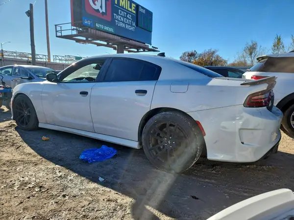 2C3CDXGJ0LH240940 2020 DODGE CHARGER - Image 2
