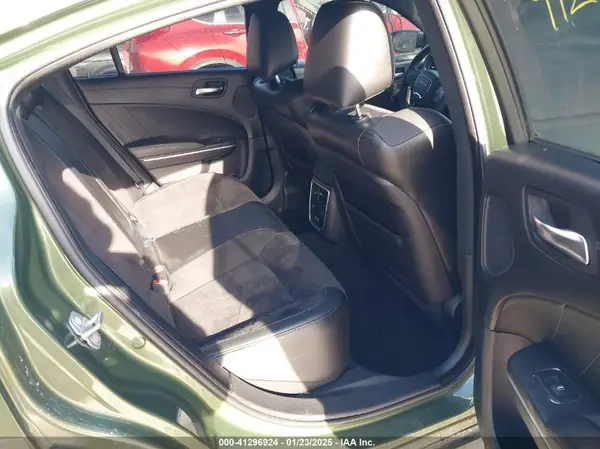 2C3CDXGJ1KH563327 2019 DODGE CHARGER - Image 8
