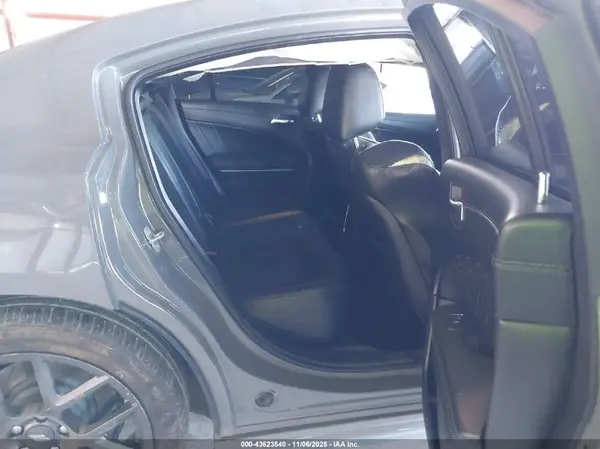 2C3CDXGJ1KH563991 2019 DODGE CHARGER - Image 8