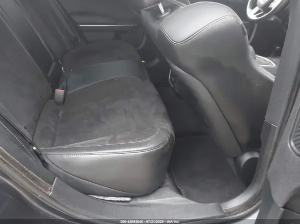2C3CDXGJ1KH565627 2019 DODGE CHARGER - Image 8