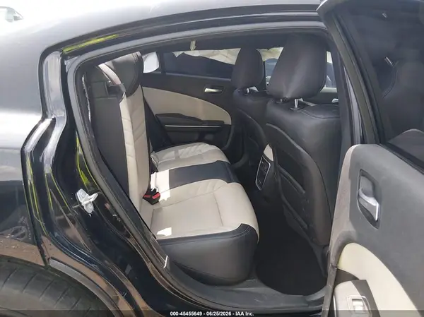 2C3CDXGJ1KH572724 2019 DODGE CHARGER - Image 8