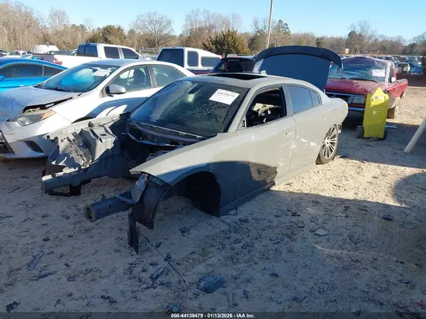 2C3CDXGJ1KH661936 2019 DODGE CHARGER - Image 2