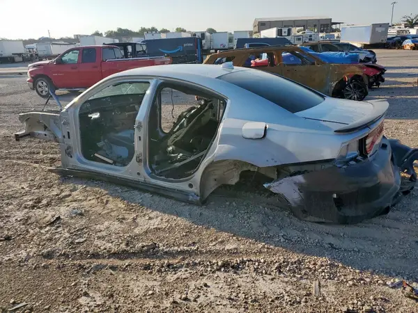 2C3CDXGJ1KH681636 2019 DODGE CHARGER - Image 2