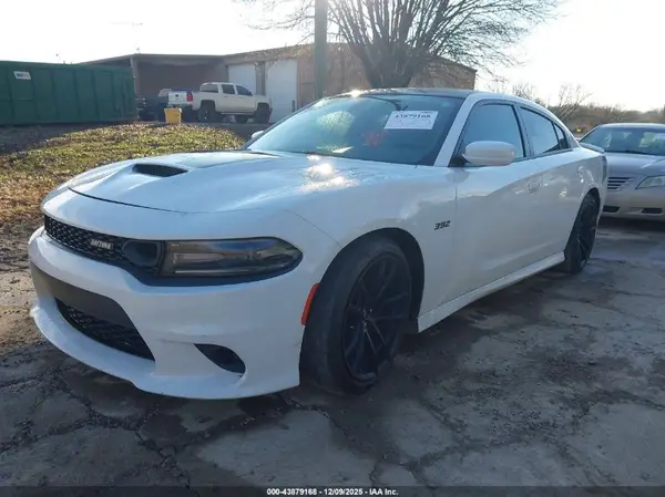 2C3CDXGJ2KH527517 2019 DODGE CHARGER - Image 2