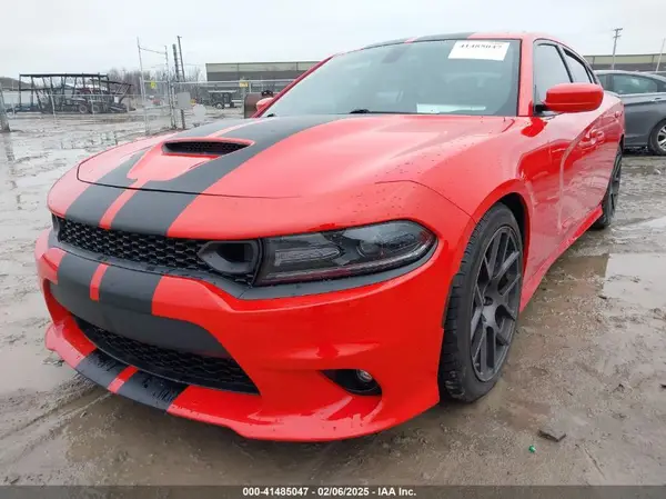 2C3CDXGJ2KH646832 2019 DODGE CHARGER - Image 2