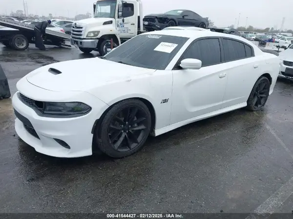 2C3CDXGJ3KH511083 2019 DODGE CHARGER - Image 2