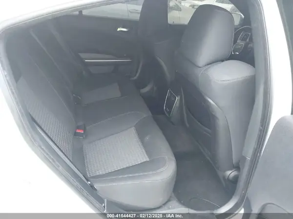 2C3CDXGJ3KH511083 2019 DODGE CHARGER - Image 8