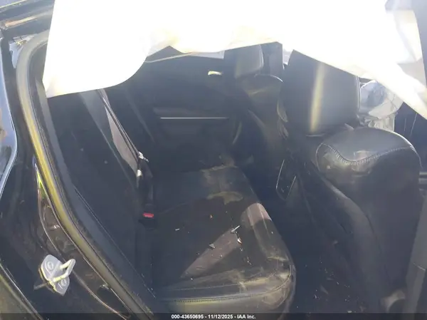 2C3CDXGJ3KH619235 2019 DODGE CHARGER - Image 8