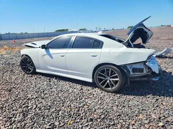 2C3CDXGJ3KH700476 2019 DODGE CHARGER - Image 2