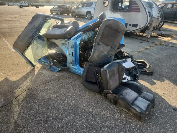 2C3CDXGJ3KH735888 2019 DODGE CHARGER - Image 2