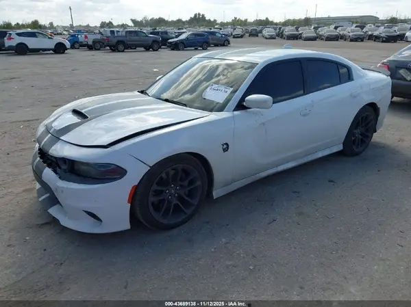 2C3CDXGJ3LH141142 2020 DODGE CHARGER - Image 2