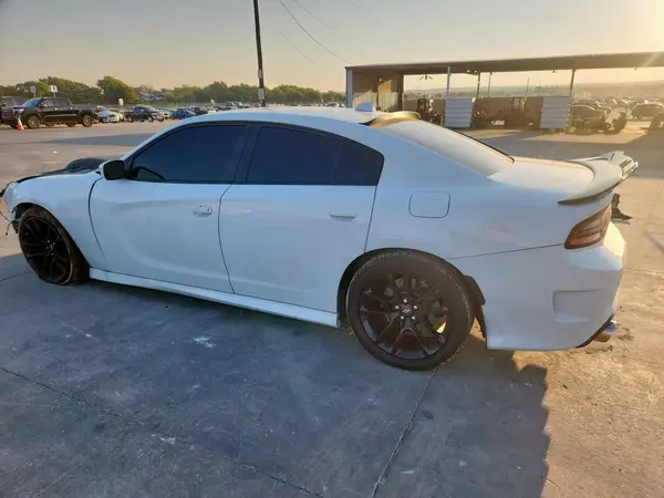 2C3CDXGJ3LH232167 2020 DODGE CHARGER - Image 2