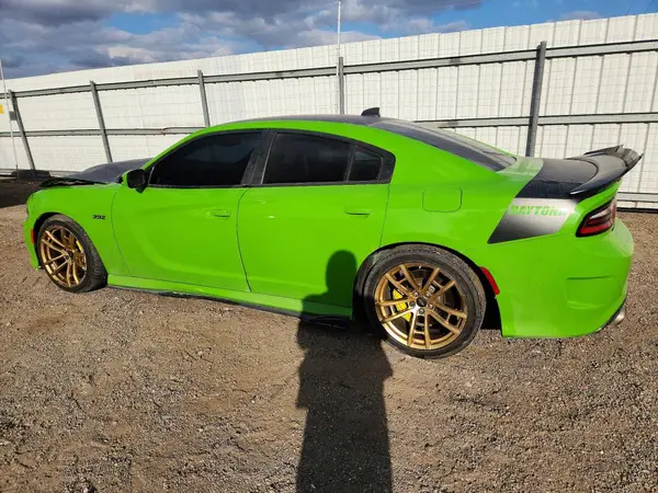 2C3CDXGJ4HH592913 2017 DODGE CHARGER - Image 2
