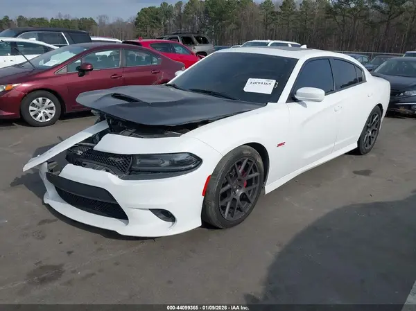 2C3CDXGJ4JH329102 2018 DODGE CHARGER - Image 2