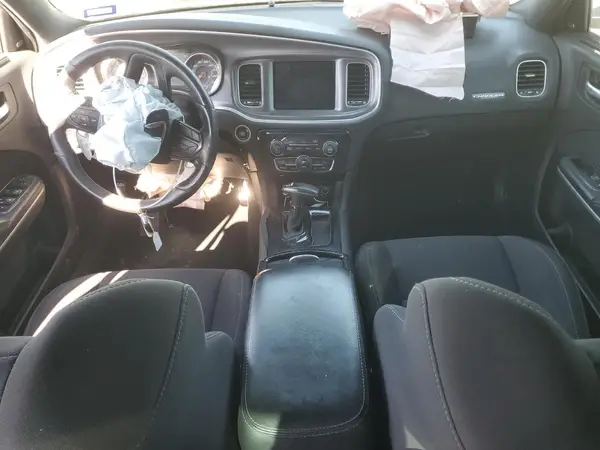 2C3CDXGJ4KH553360 2019 DODGE CHARGER - Image 8