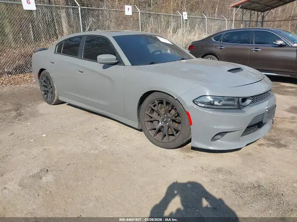 2C3CDXGJ4KH553679 2019 DODGE CHARGER - Image 1