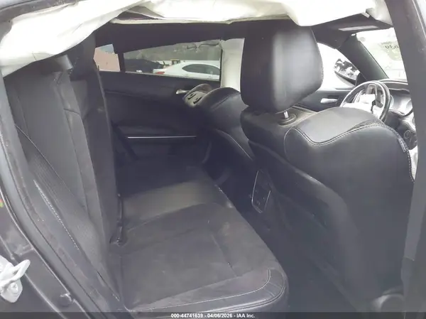 2C3CDXGJ4KH564066 2019 DODGE CHARGER - Image 8