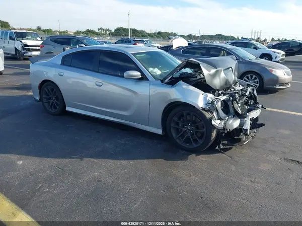 2C3CDXGJ4LH211845 2020 DODGE CHARGER - Image 1
