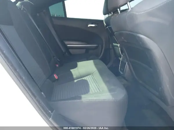 2C3CDXGJ5KH506208 2019 DODGE CHARGER - Image 8