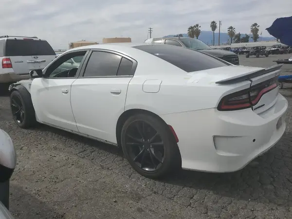 2C3CDXGJ5KH647005 2019 DODGE CHARGER - Image 2