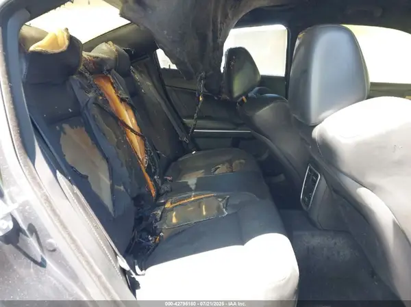2C3CDXGJ5KH742597 2019 DODGE CHARGER - Image 8