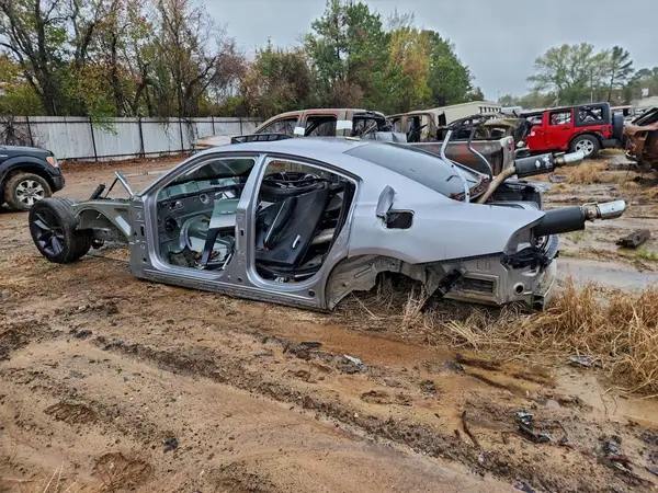 2C3CDXGJ6JH277603 2018 DODGE CHARGER - Image 2