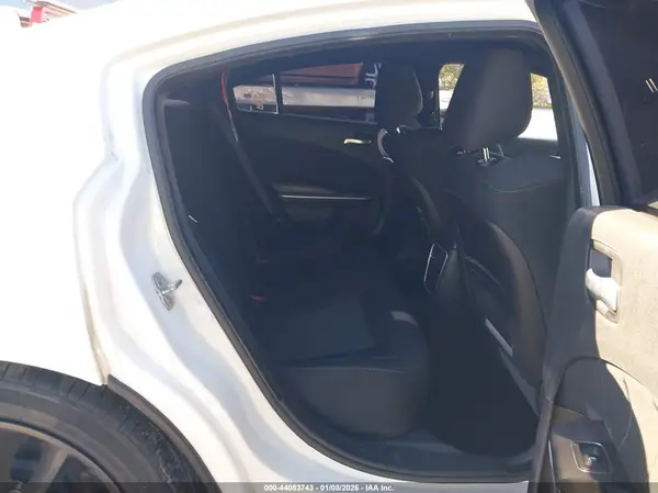 2C3CDXGJ6KH753902 2019 DODGE CHARGER - Image 8