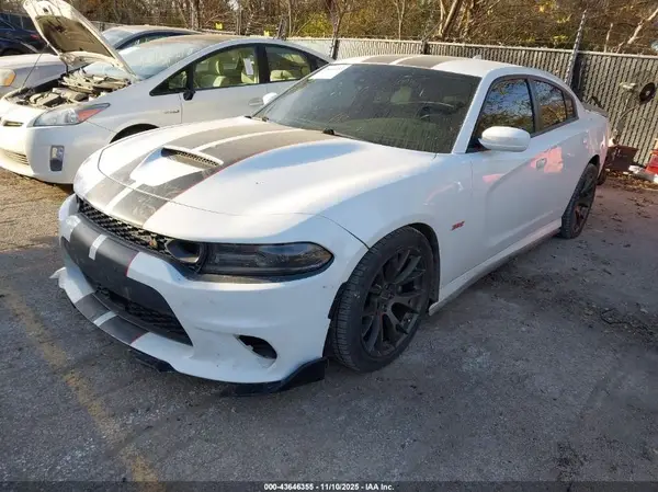 2C3CDXGJ7KH661620 2019 DODGE CHARGER - Image 2