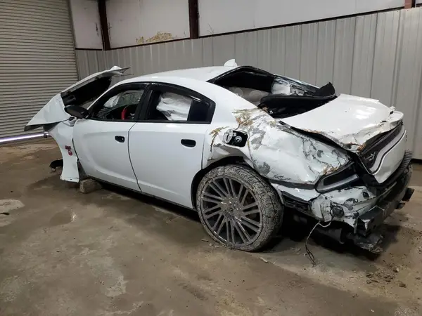 2C3CDXGJ7KH716308 2019 DODGE CHARGER - Image 2