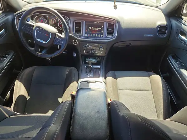2C3CDXGJ8HH581588 2017 DODGE CHARGER - Image 8