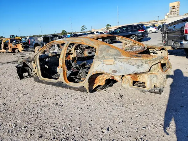 2C3CDXGJ8JH315168 2018 DODGE CHARGER - Image 2