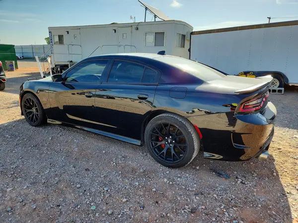 2C3CDXGJ8KH530423 2019 DODGE CHARGER - Image 2