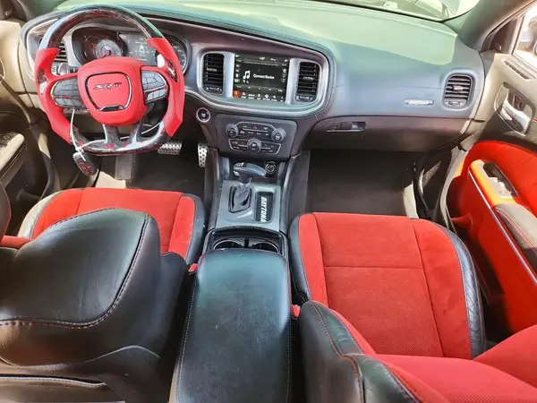 2C3CDXGJ8KH530888 2019 DODGE CHARGER - Image 8