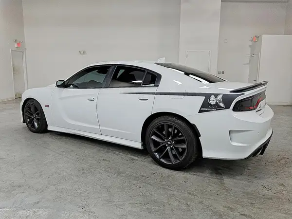 2C3CDXGJ8KH688843 2019 DODGE CHARGER - Image 2