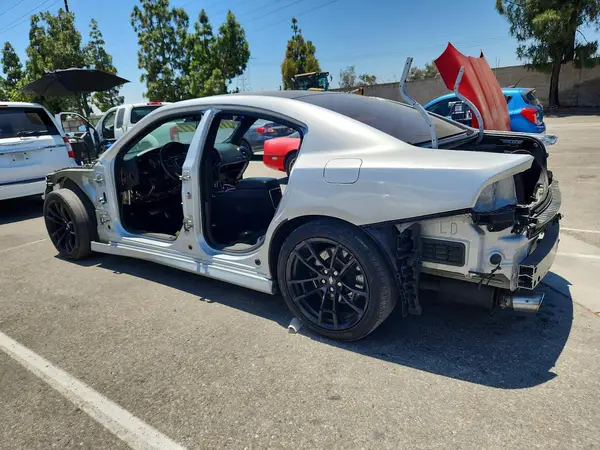 2C3CDXGJ8LH172547 2020 DODGE CHARGER - Image 2