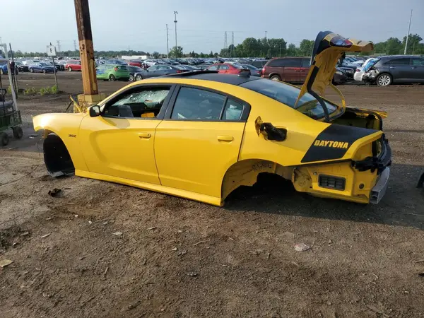 2C3CDXGJ9HH589747 2017 DODGE CHARGER - Image 2