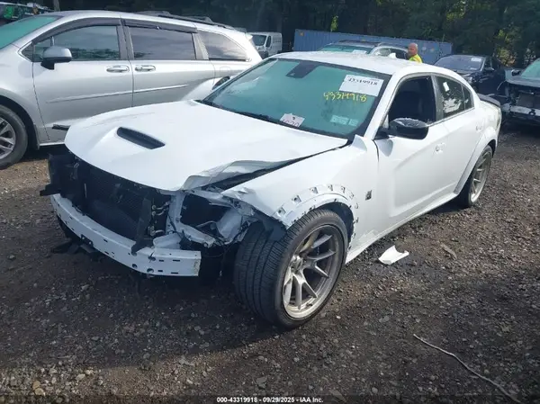 2C3CDXGJ9PH529739 2023 DODGE CHARGER - Image 2