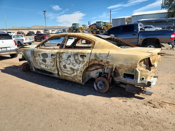 2C3CDXGJ9PH679141 2023 DODGE CHARGER - Image 2