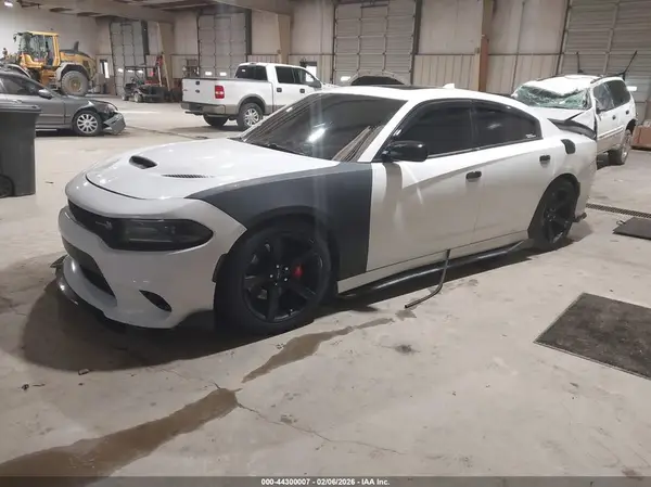 2C3CDXGJXGH339660 2016 DODGE CHARGER - Image 2