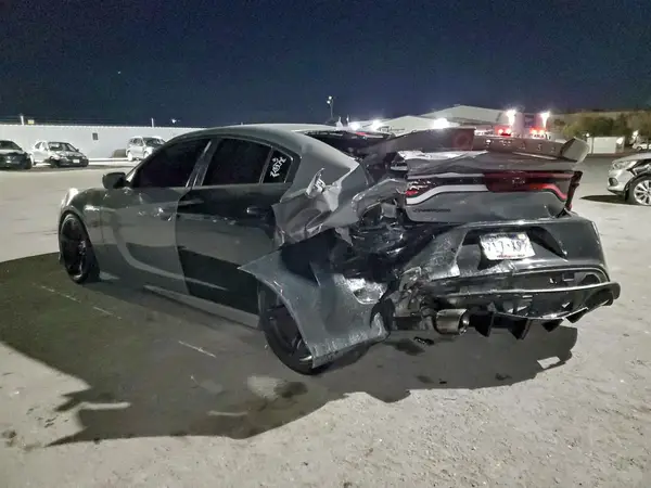 2C3CDXGJXJH218103 2018 DODGE CHARGER - Image 2