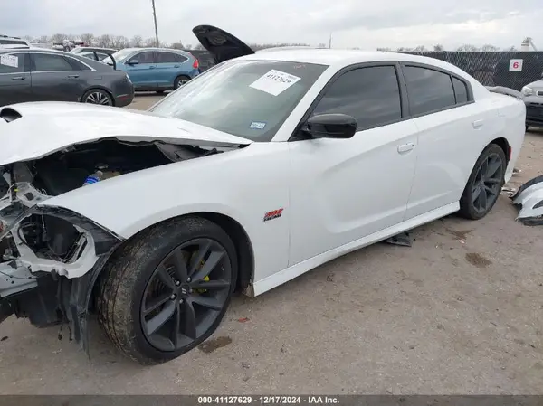 2C3CDXGJXKH558241 2019 DODGE CHARGER - Image 2
