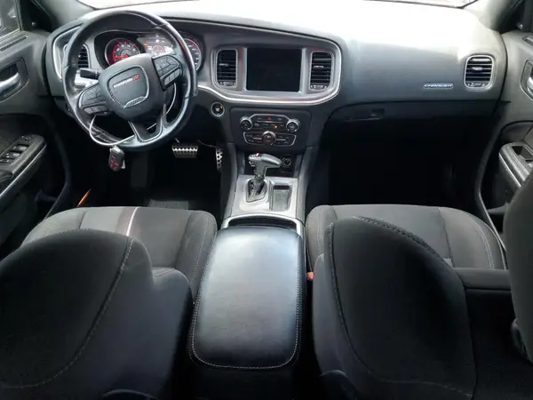 2C3CDXGJXKH605638 2019 DODGE CHARGER - Image 8